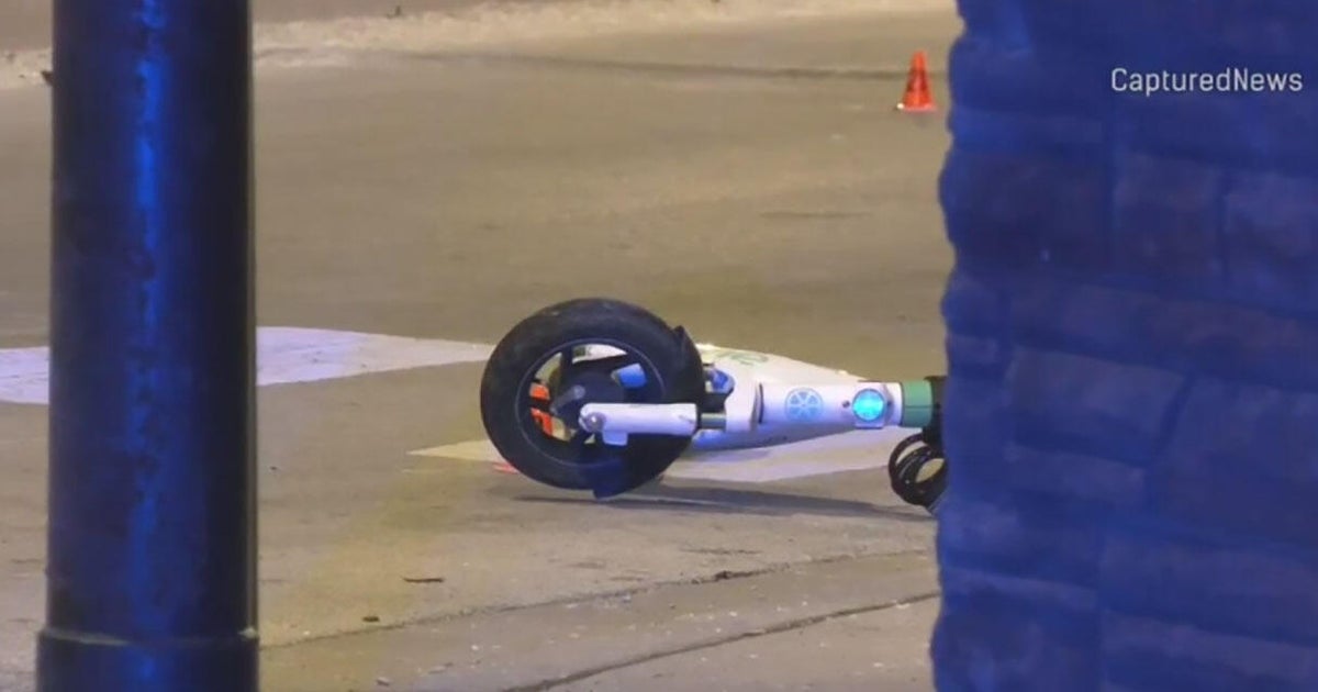 Teen girl on electric scooter killed in hit-and-run in Chicago's South Shore neighborhood
