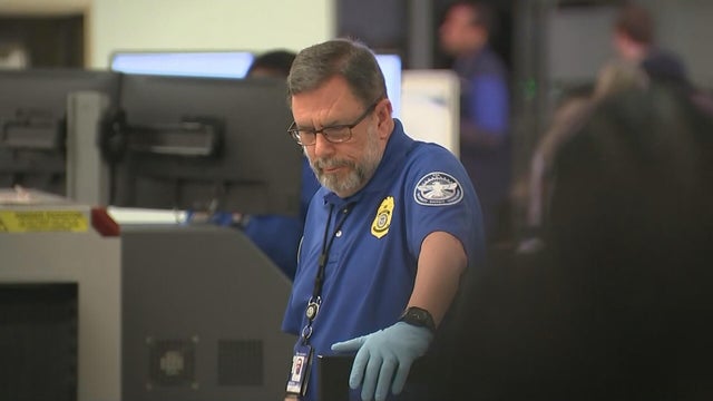 tsa-phl.jpg 
