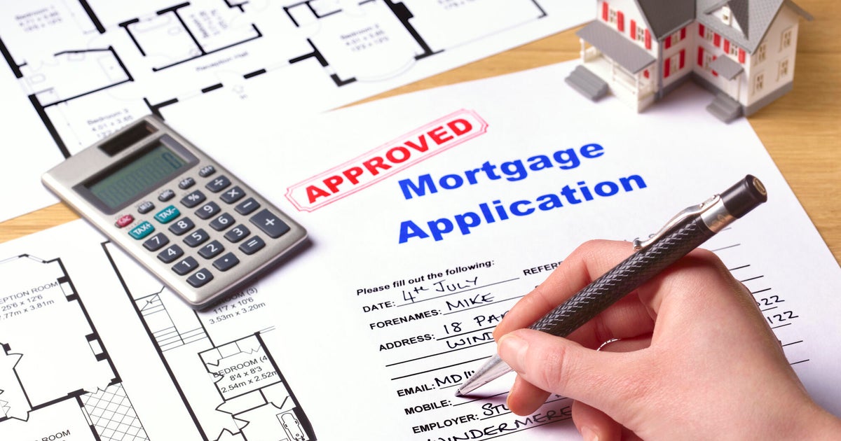 Is a 20-year mortgage worth it now? Here's everything experts say to know.