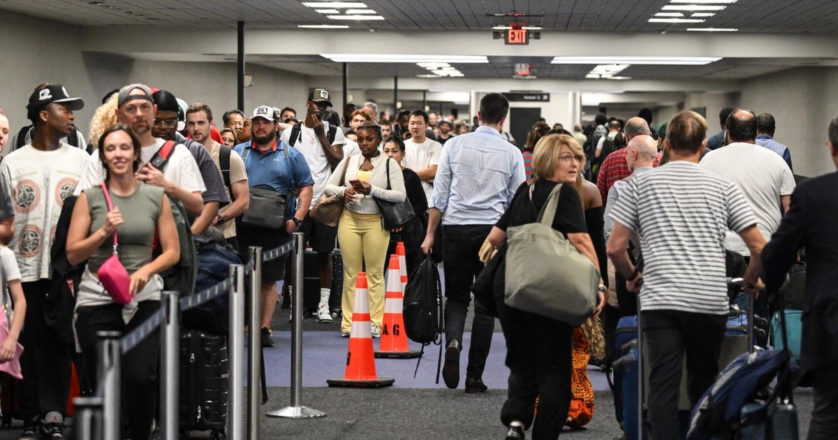 A first-hand look at TSA lines