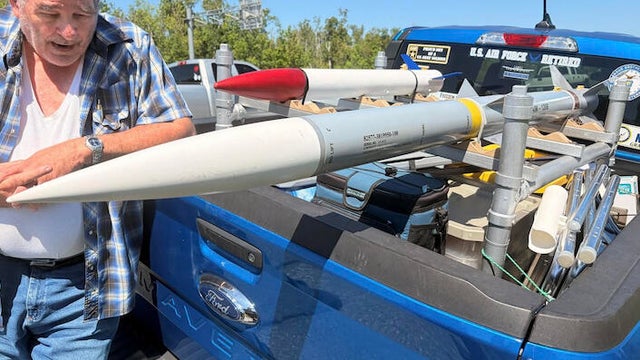 cbsmiami-missiles-on-truck-1.jpg 