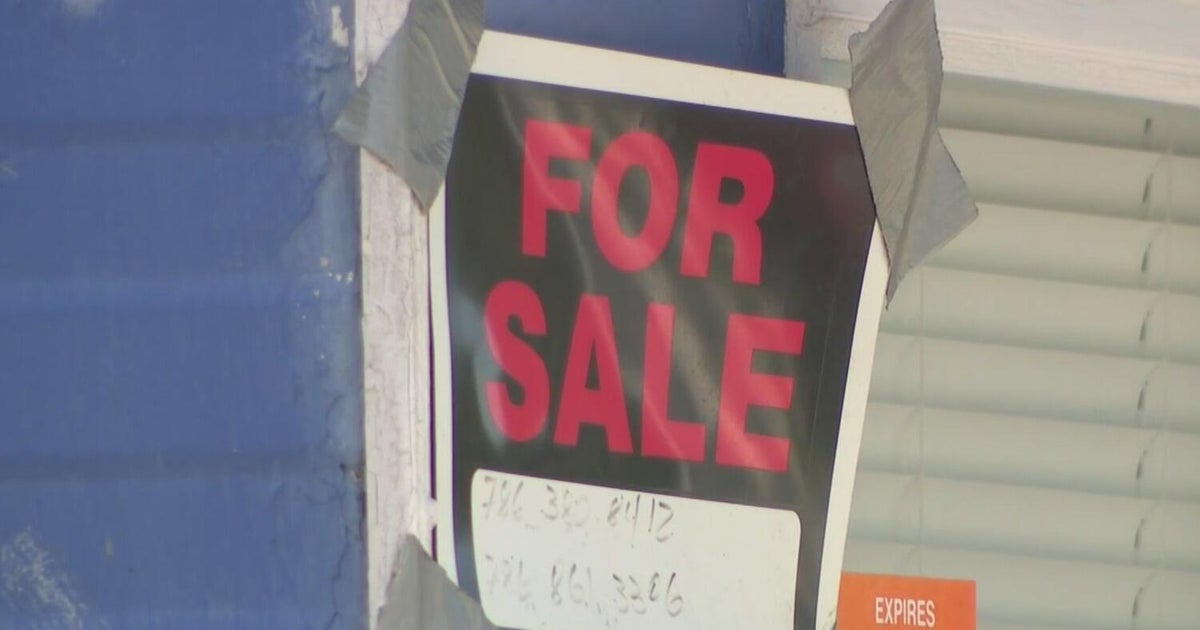 Residents of a Little Havana mobile home are shocked by sudden eviction notice