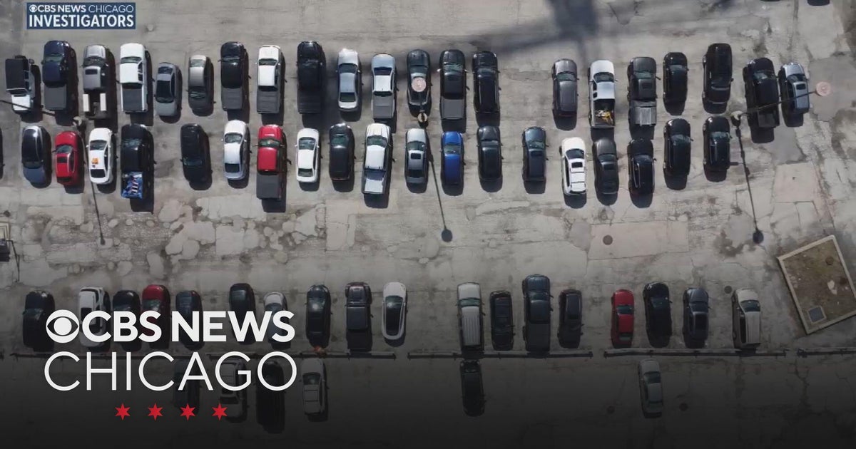 Car thieves targeting parking lots in downtown Chicago - CBS Chicago