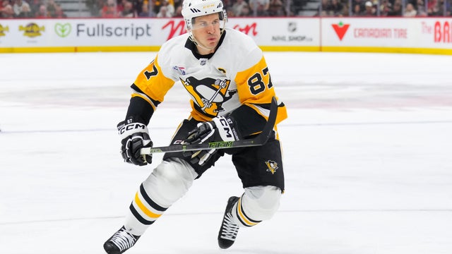 Pittsburgh Penguins v Ottawa Senators 