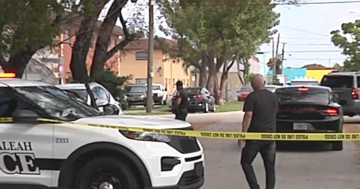 Hialeah police investigating a homicide of a man - CBS Miami