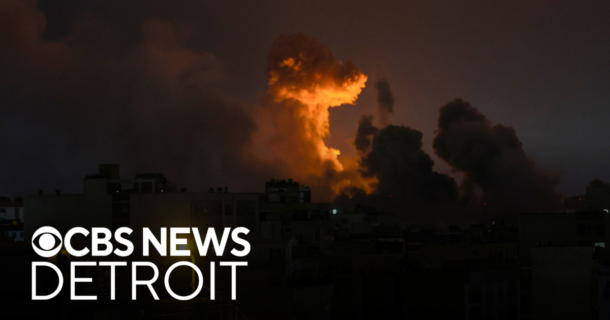 Airstrikes continue in Iran as concerns grow over possible ground ...