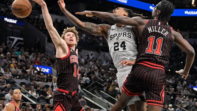 Bulls Spurs Basketball 