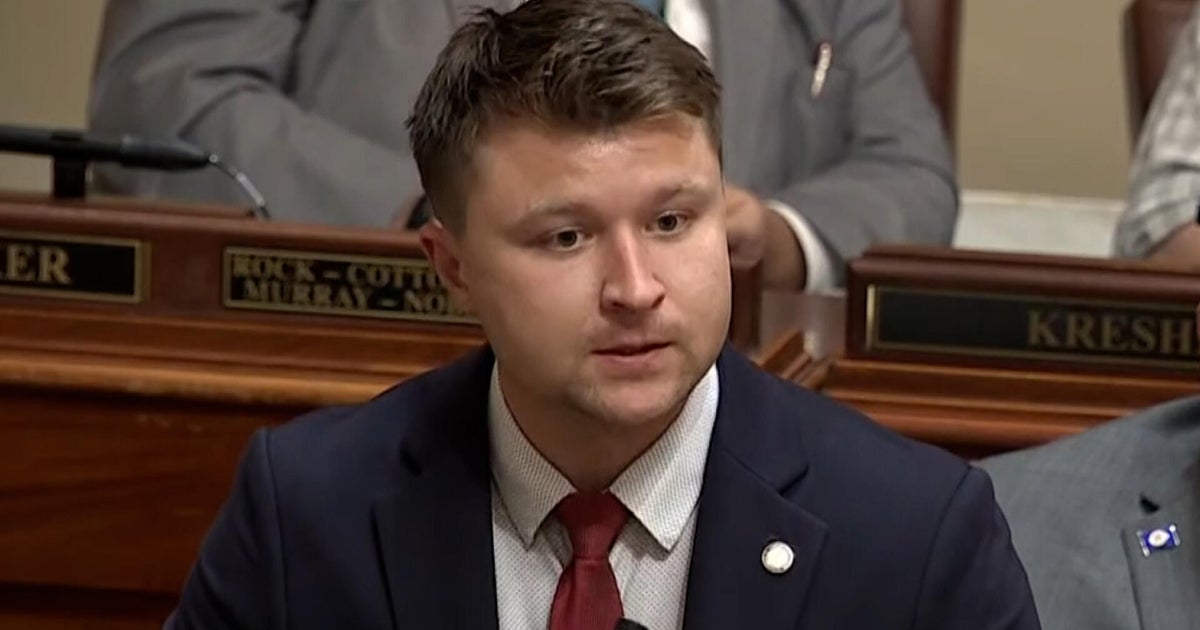 New video shows Minnesota lawmaker telling police he was 