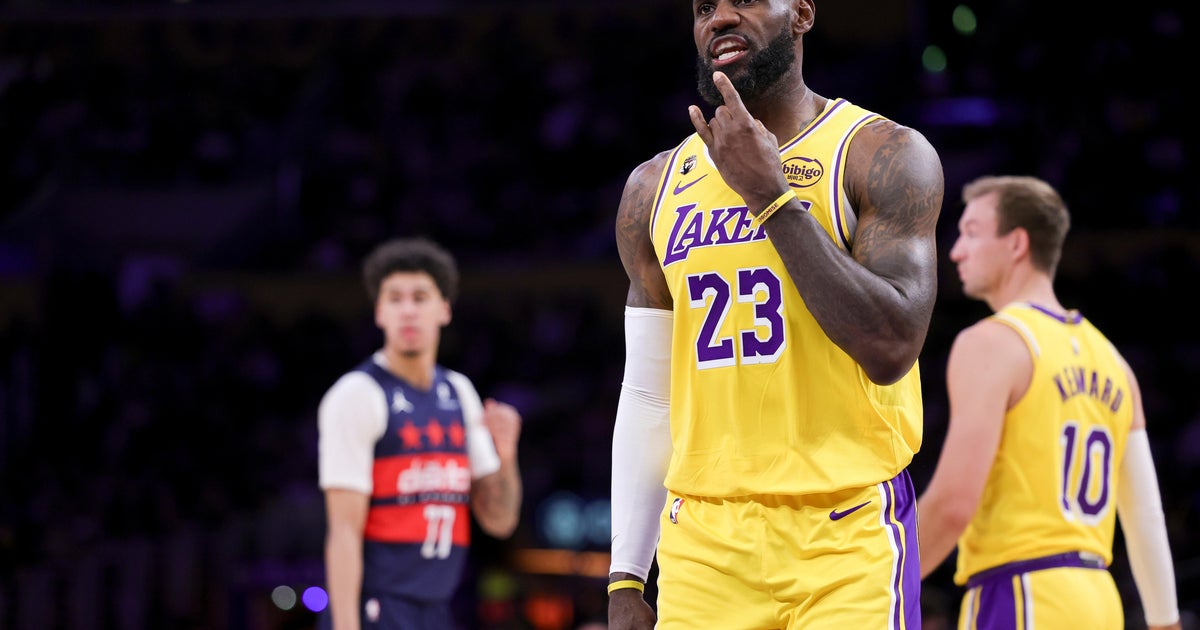 LeBron James' triple-double powers Lakers to 120-101 win over Wizards ...