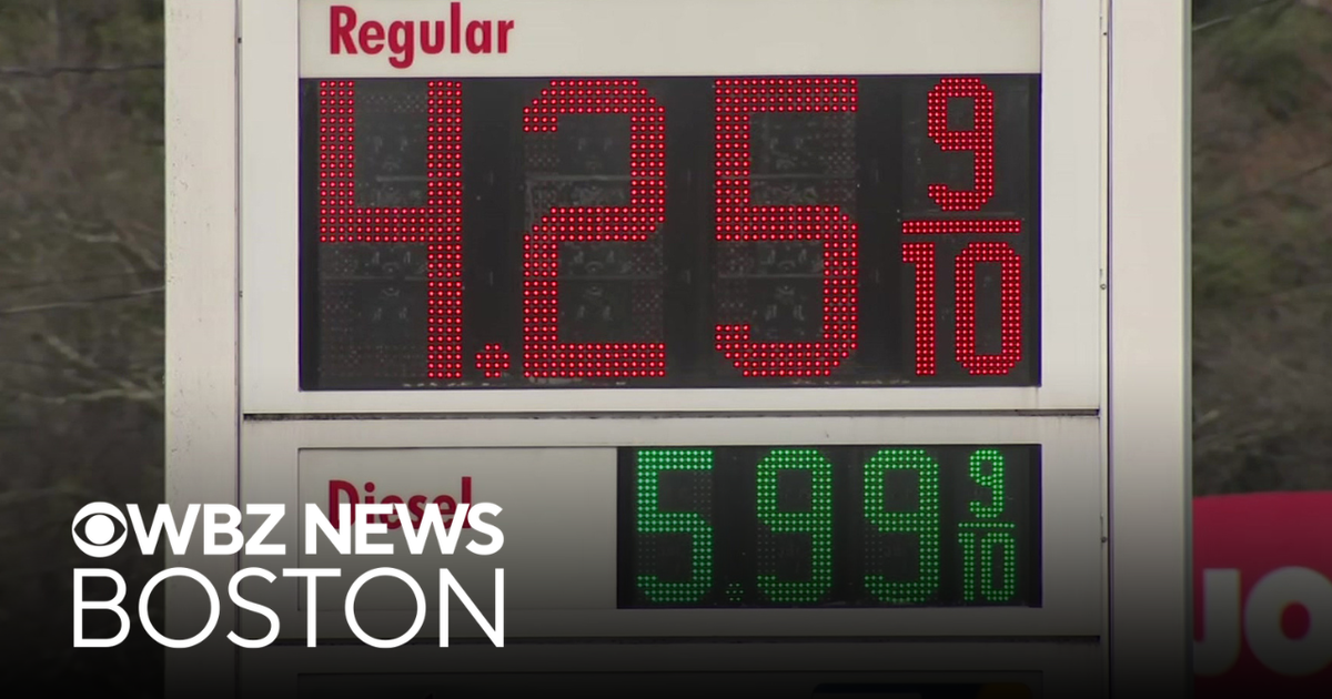 Massachusetts drivers feeling the impact as gas prices climb - CBS Boston