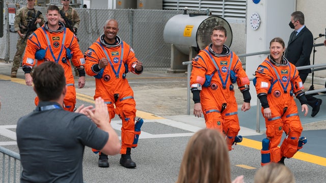 Artemis II Launches Manned Test Flight Around The Moon 