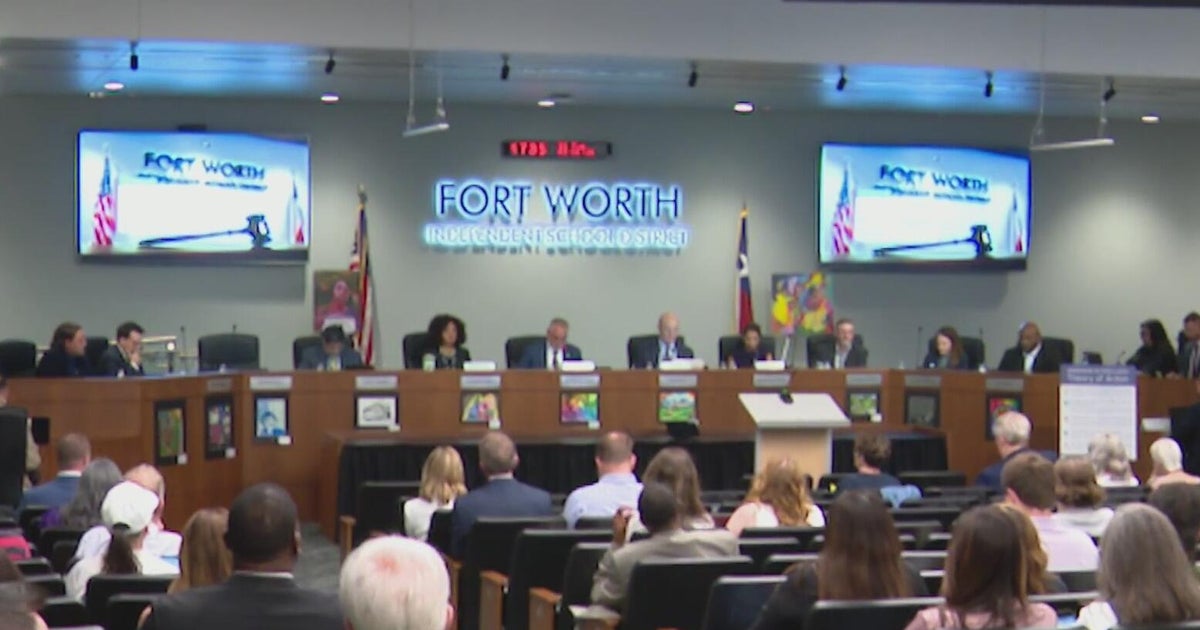 New Fort Worth ISD leadership faces scrutiny at first public meeting ...