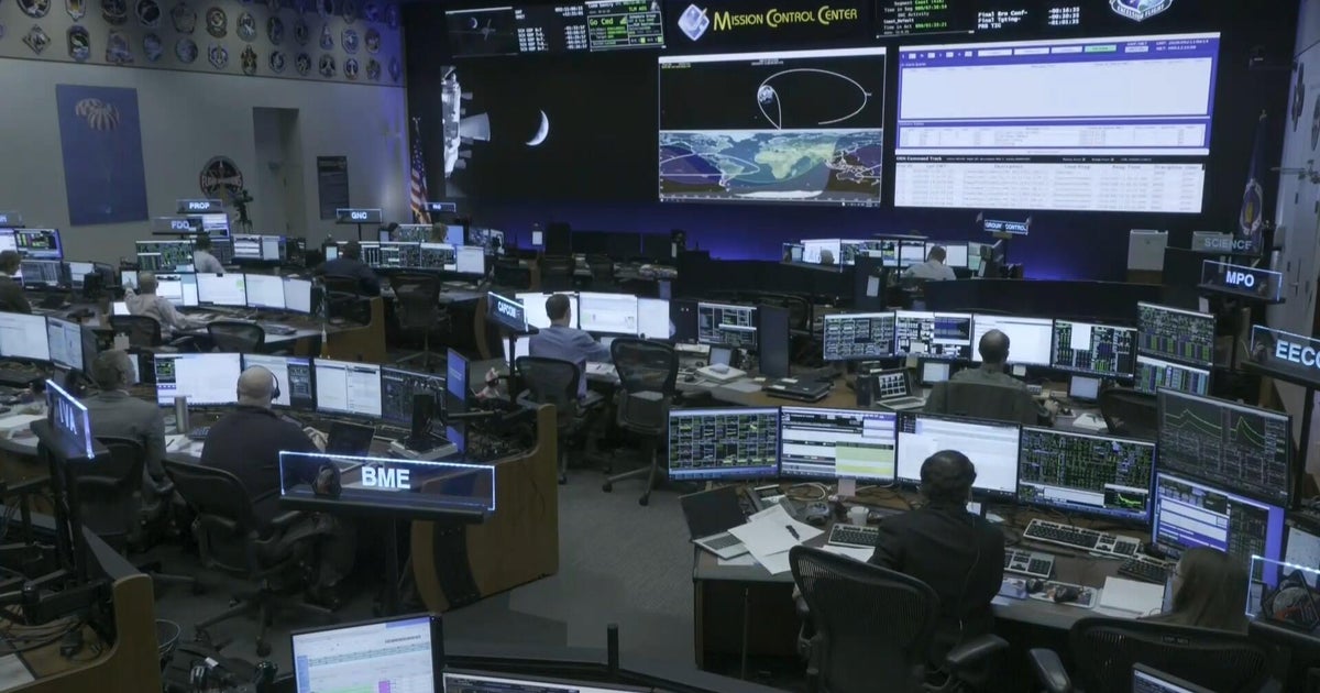 How Mission Control will communicate with astronauts and monitor Artemis II flight