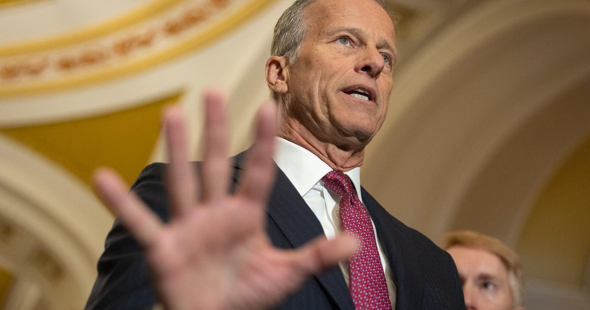 Lawmakers may be taking steps to end DHS shutdown after weeks of TSA chaos