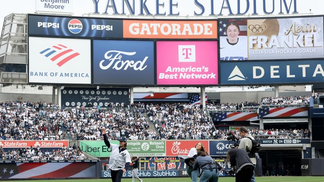 San Francisco Giants v New York Yankees 