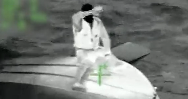 Dramatic video shows 3 federal agents, 2 boaters being rescued after vessels capsize in rough seas off Puerto Rico