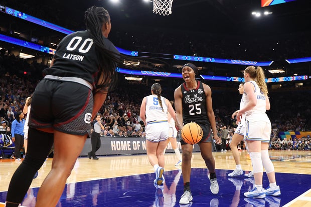 South Carolina v UCLA