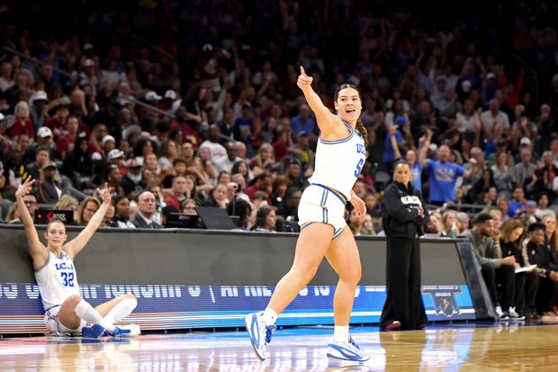 South Carolina v UCLA