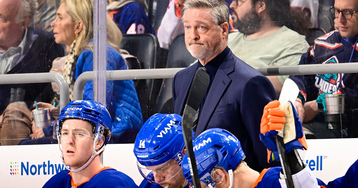 Islanders fire Patrick Roy with NHL playoff hopes in danger, name Peter DeBoer head coach
