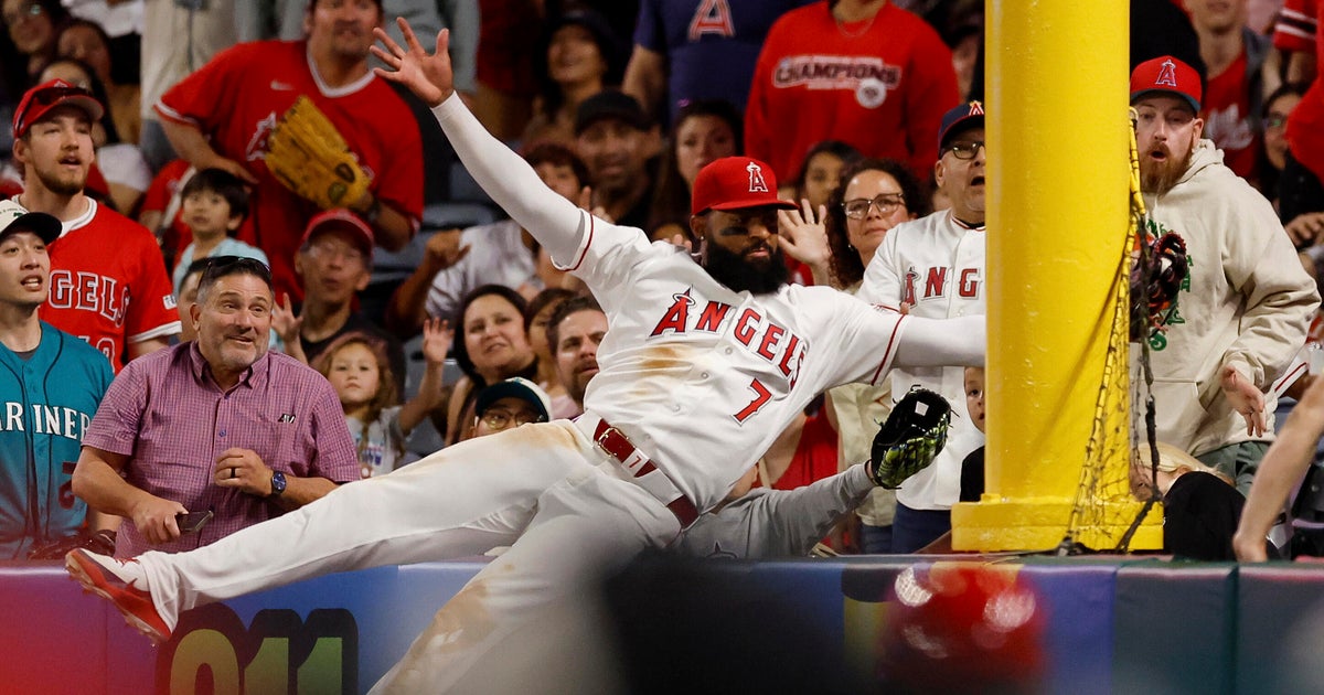 Neto homers and Adell robs the Mariners of 3 home runs in the Angels' 1-0 victory