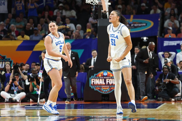 South Carolina v UCLA