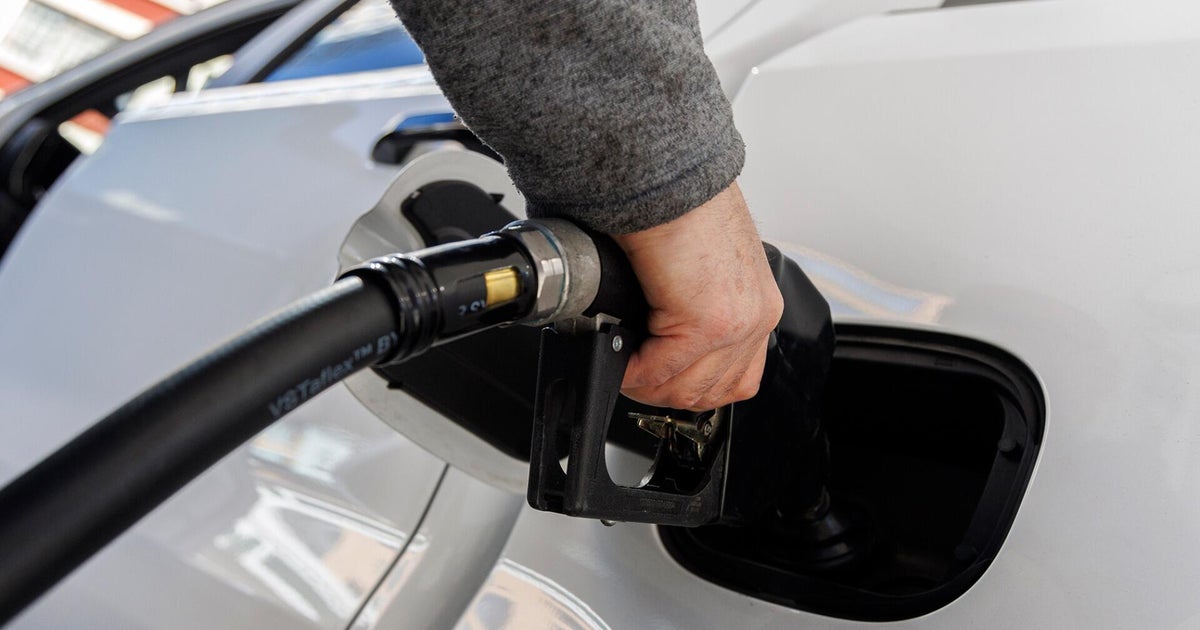 Gas could soon hit $5 a gallon if Strait of Hormuz remains shut, JPMorgan analysis finds