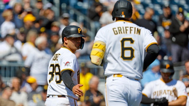 San Diego Padres v Pittsburgh Pirates 