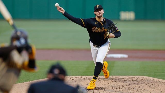 MLB: APR 07 Padres at Pirates 