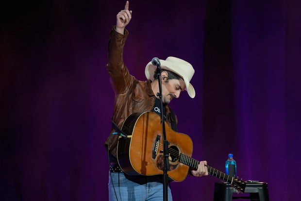 The Big 98's Friendsgiving