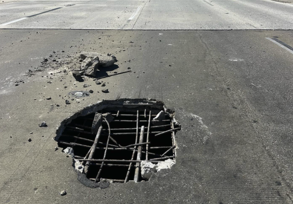 Several lanes of 14 Freeway in LA County closed for large pothole - CBS ...
