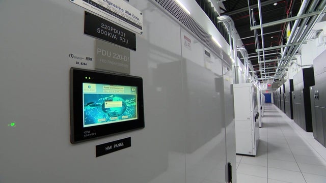 data-center-2.jpg 