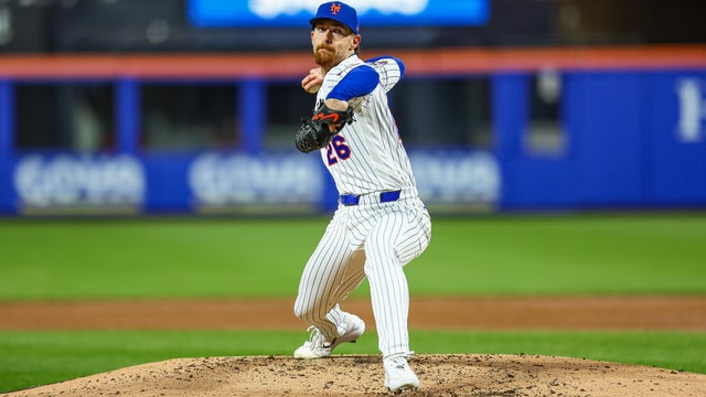 Nolan McLean #26 of the New York Mets pitches during the game between the Arizona Diamondbacks and the New York Mets at Citi Field on Thursday, April 9, 2026 in New York, New York. 