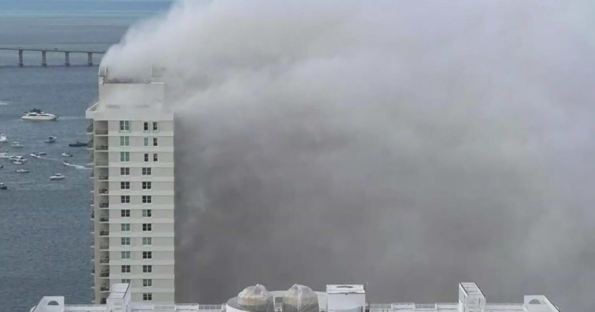 Some Miami residents say implosion of Mandarin Oriental took chaotic turn Sunday morning