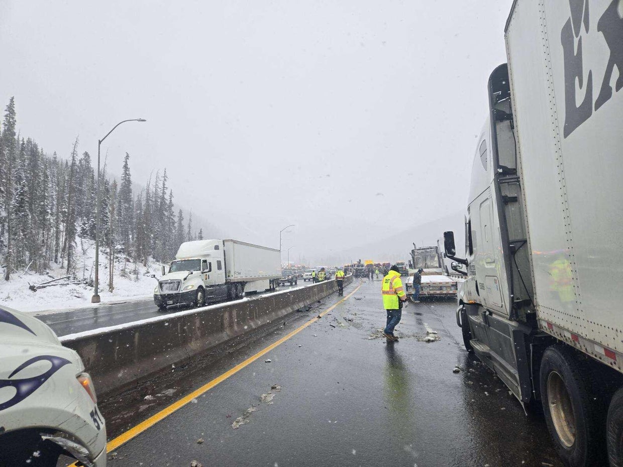 Colorado 70-car pileup on snowy I-70