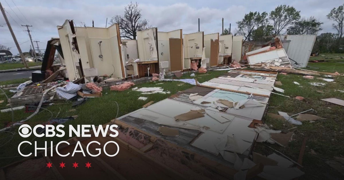 Tornado damages homes and businesses in Ottawa, Kansas