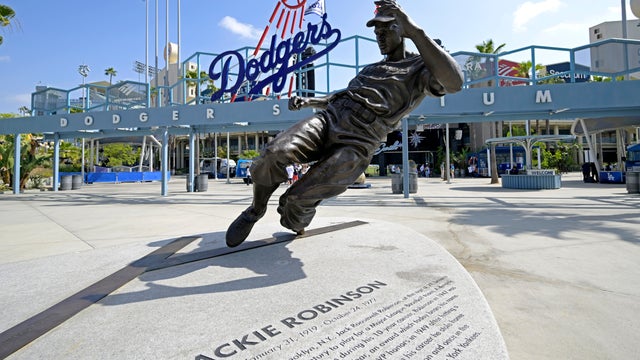 Washington Nationals v Los Angeles Dodgers 