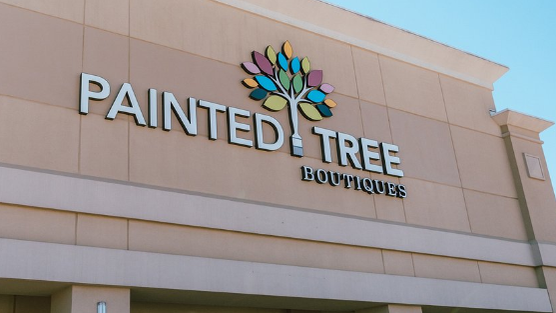 paintedtreeboutiques.png 