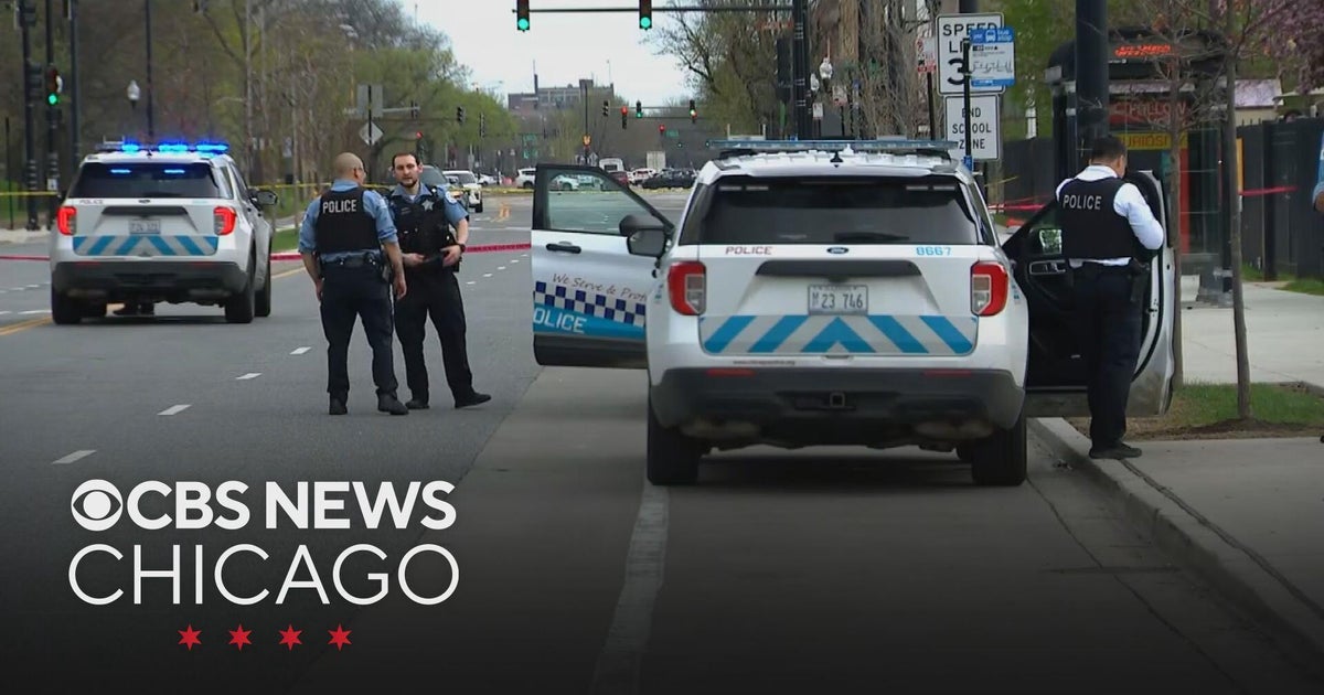 2 teens hurt in Woodlawn shooting, no one in custody - CBS Chicago