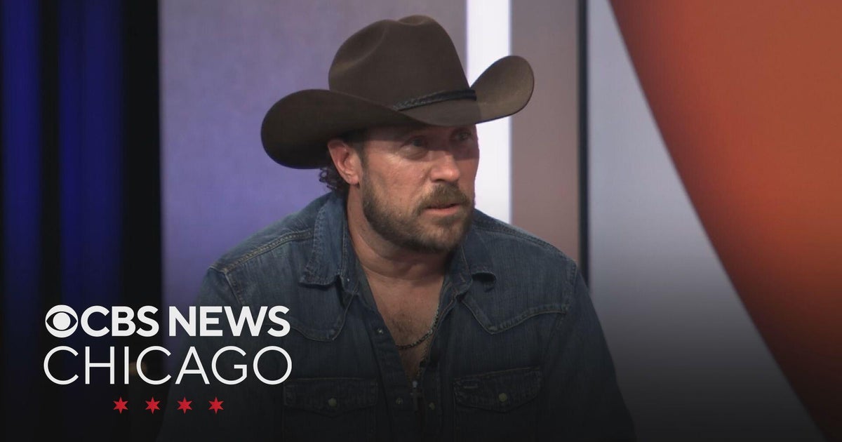 Chicago area native Kelly Daniels is a rising country music star