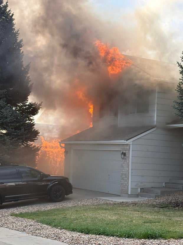 radcliff-fire-from-arapahoe-so.jpg 