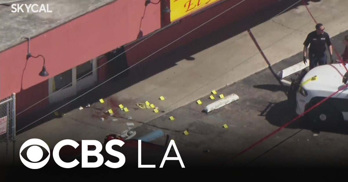 Police shoot man allegedly armed with machete outside Oxnard restaurant ...