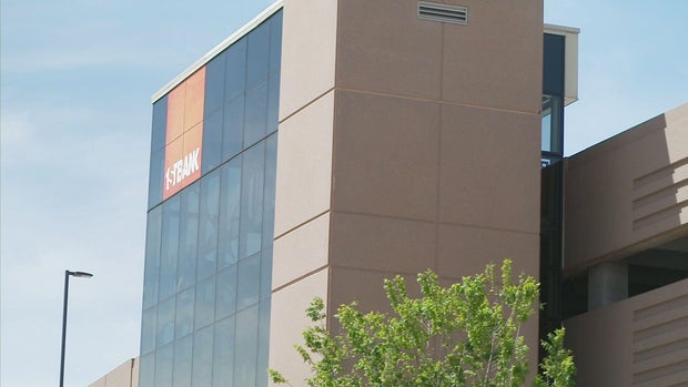 1stbank-location-in-lakewood.jpg