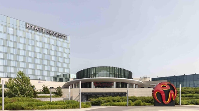 NYC's $4.4 Billion Casino Battle Now Lies With Gambling Skeptics 