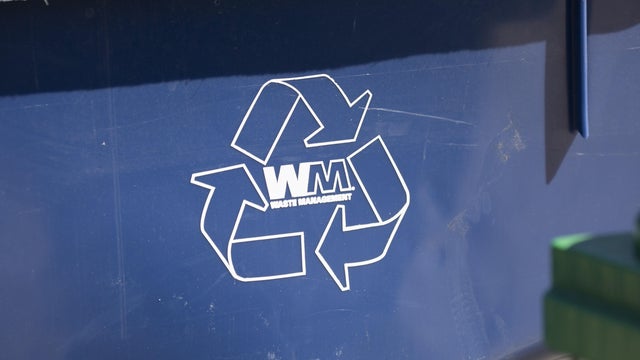 Waste Management Trash Pick Up Ahead Of Earnings Figures 