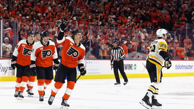 Pittsburgh Penguins v Philadelphia Flyers - Game Three 