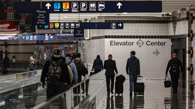 US Airlines Cut Flights, More To Come As Shutdown Drags On 