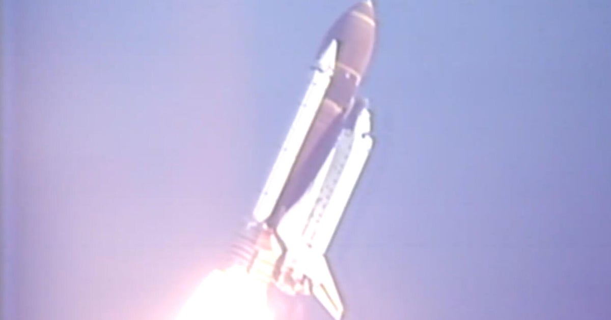 From the archives: NASA launches Hubble Telescope in 1990