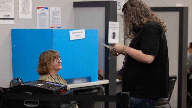 Early voting in Cobb county, USA 