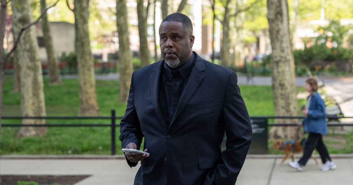 Ex-NBA player Damon Jones first to plead guilty in pair of gambling cases