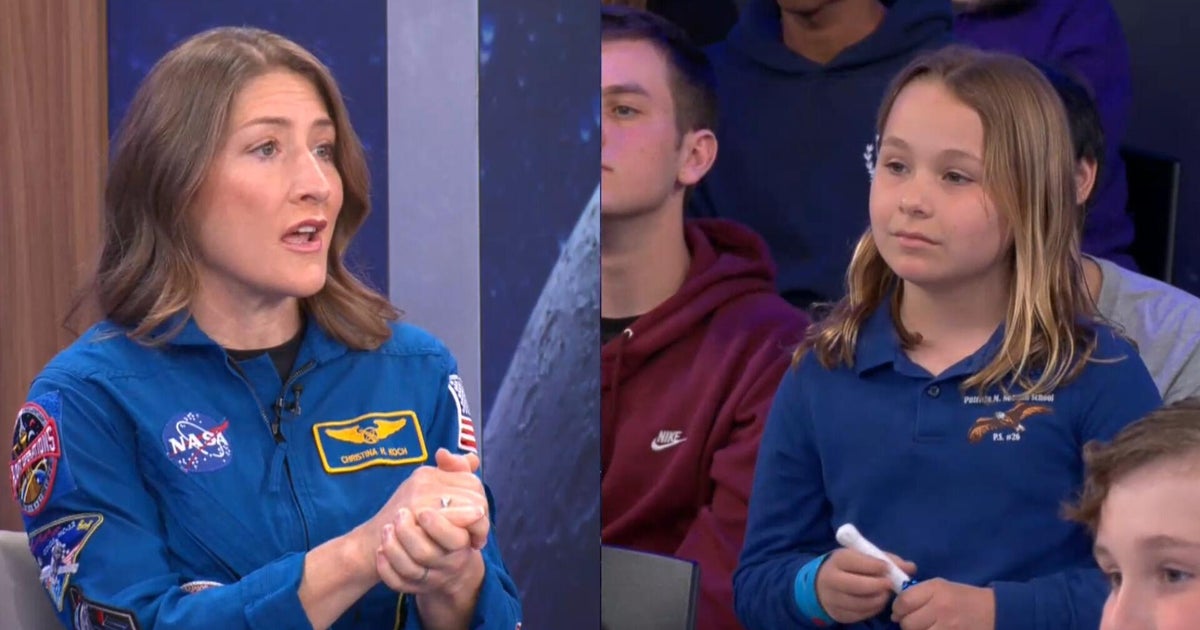 Artemis astronauts talk “bird bath” showers, space exploration dream and more